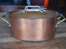cocotte ovale avec couvercle